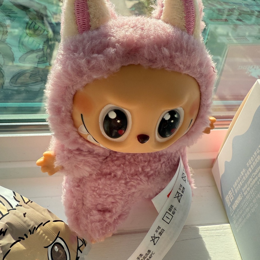 LABUBU lychee berry The Monsters Tasty Macaroons